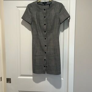 Theory button down houndstooth print with light blue detail